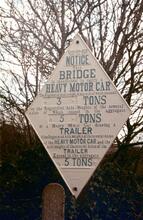 Bridge 26 weight limit sign. April 1973
