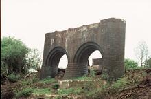 GCR viaduct pier, Rugby