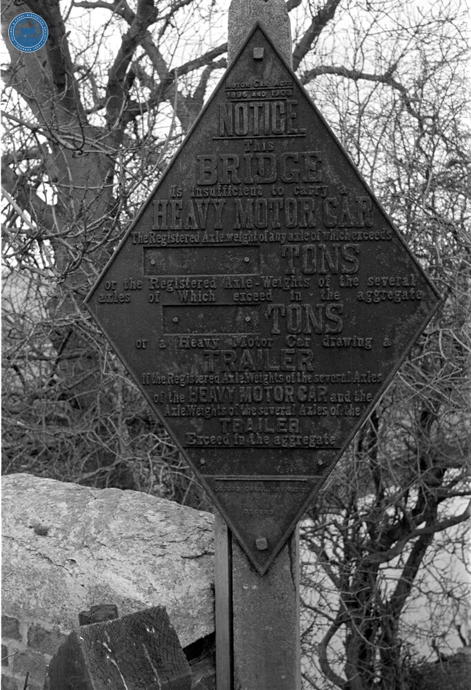 Summit level, bridge weight restriction. February 1973