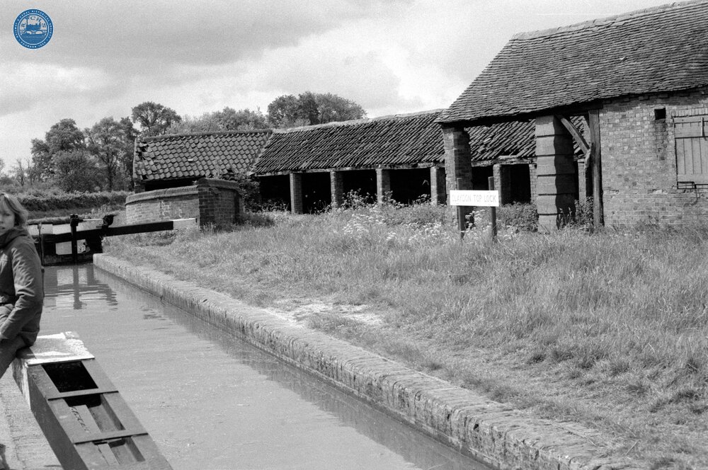 Claydon Top lock, No.17 and Depot