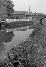 Houseboat ‘Saunders’ at Wharf Road Bridge, Cropredy, 1 June 1957.