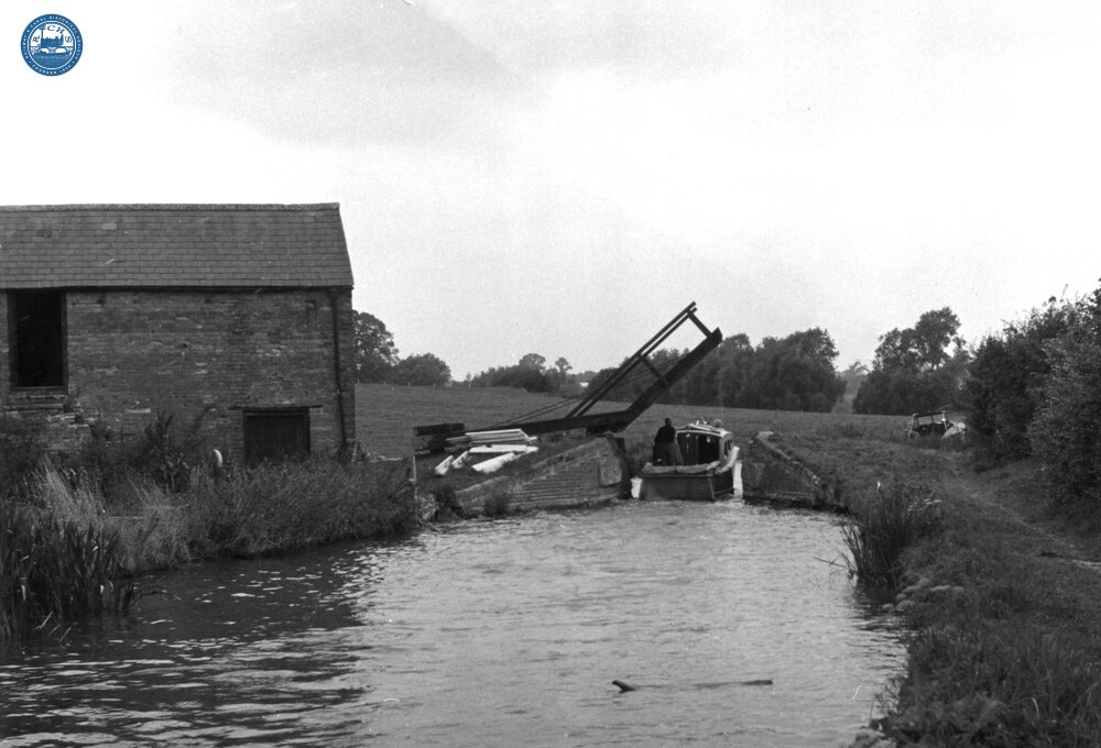 Nell Bridge Workshops and Haddons Lift Bridge. c.1960