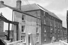 Banbury, Mill Lane, Mill by canal,