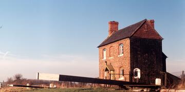 S6. Aynho Wharf to Lower Heyford