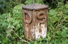  Bridge 213, lock priority marker. 28 July 1992