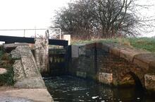 Wolvercote Lock. December 1972