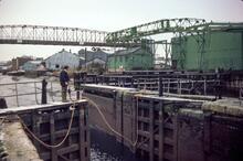 Darent Lock Operating. 1977