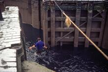 Darent Lock Operating. 1977