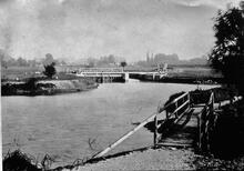 Eynsham Weir (Flash Lock). ca 1920