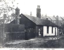 Croydon Canal. Lock Keepers House, Shardoloes Road, Brockley (about 1910)