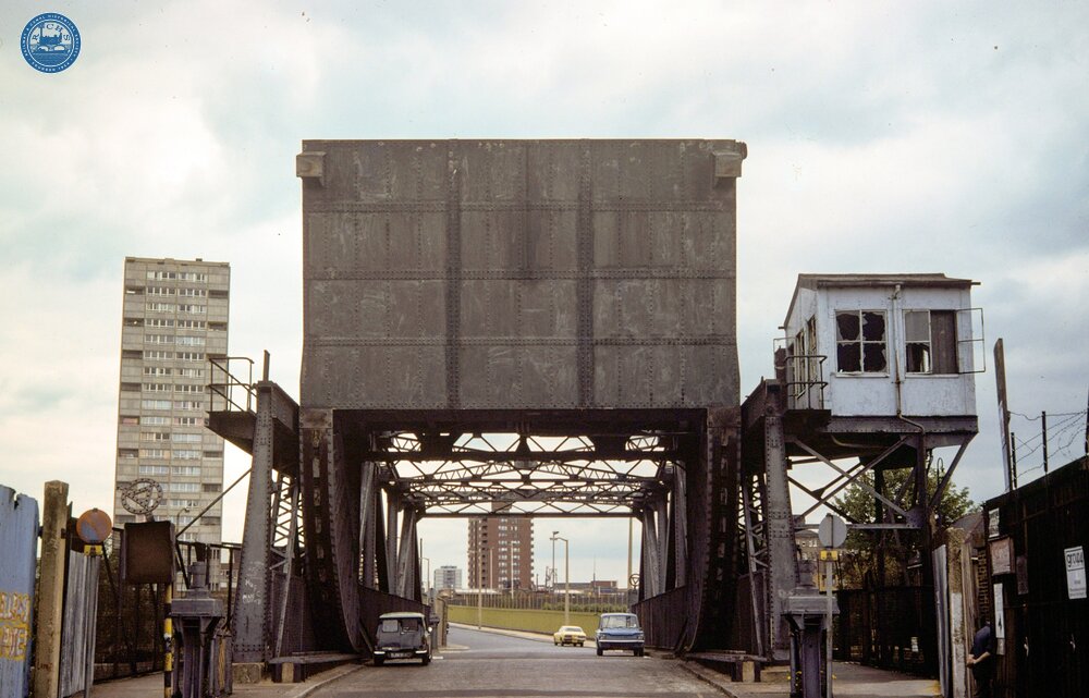 Shadwell Docks. Glamis Road Lifting Bridge from the South. Friday 23 June 1979 