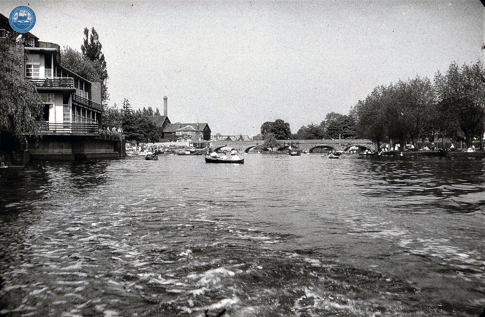Maidenhead Bridge looking downstream. 