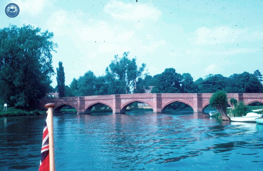 Clifton Hampden Bridge, July 1968