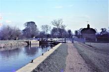River Thames, Lock