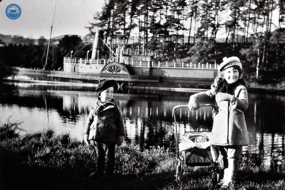  PS Gondolier-Andrew Whyte and sister. 12/1939