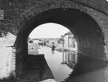 Autherley Junction. Bridge No 1 and stop lock / toll lock. (1958)
