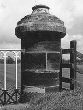 Stretton Aqueduct - pillar (1973)  