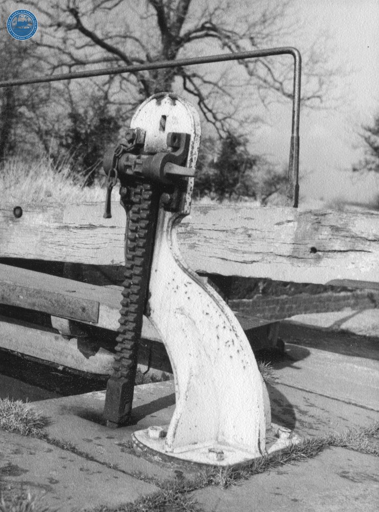 Baddiley No 2 Lock, ground paddle  (1971)