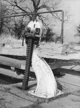 Baddiley No 2 Lock, ground paddle  (1971)