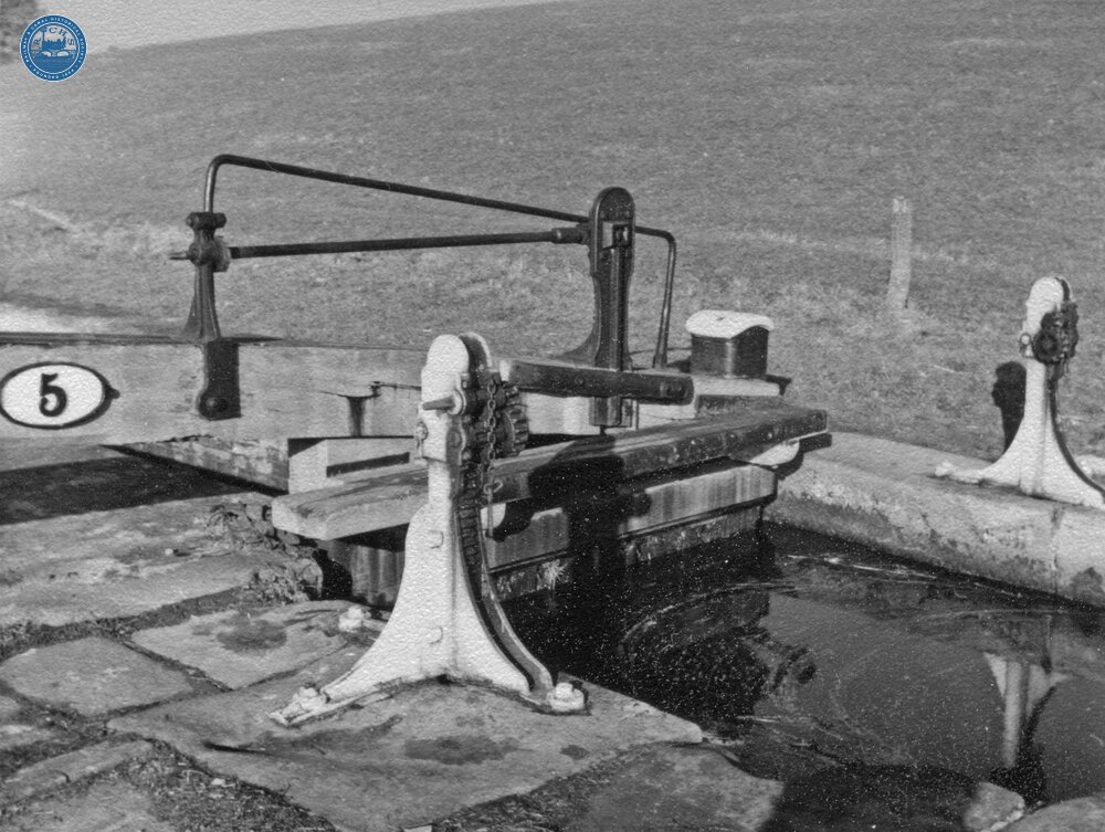 Grindley Brook, Lock 5, paddle gear  (1959)