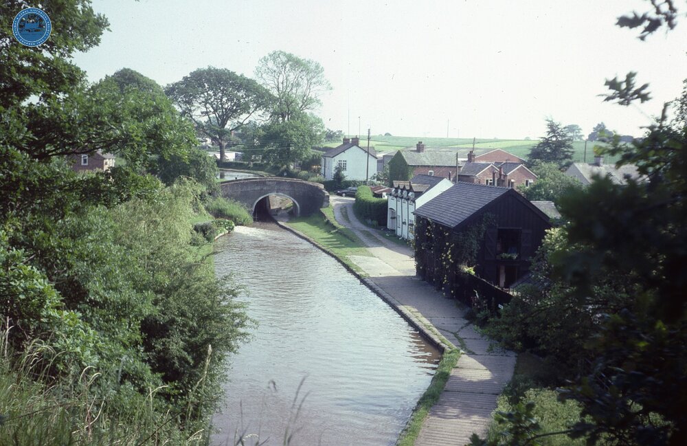 Grindley Brook bottom lock, from top of railway bridge, Llangollen Canal, July 1992
