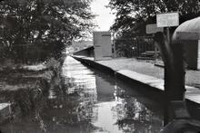 Pontcysylytte Aqueduct – view of aqueduct  and closed towpath sign