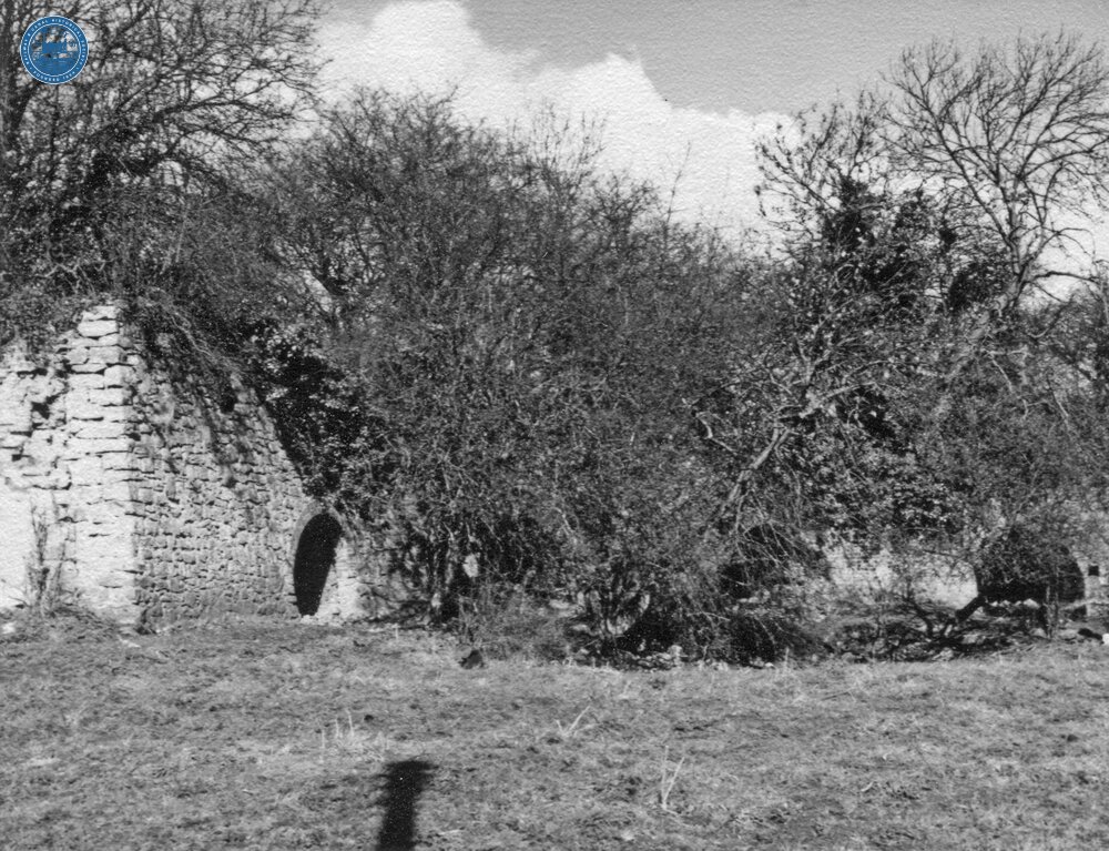 Quina Brook, limekilns  (1959)