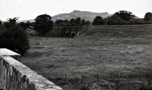 Vyrnwy Aqueduct:  arches on road from canal