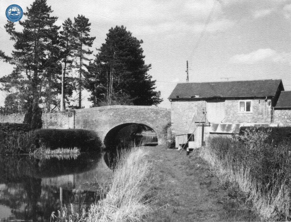 Clafton Bridge settlement and Bridge 100  (1987)