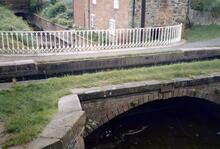 Welshpool: aqueduct over Lledan Brook.  