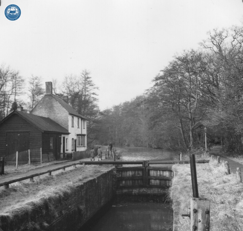 Woodham Lock and Lock Keeper's house. March 1955