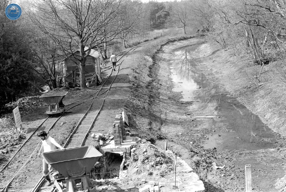 Narrow gauge railway line, Pirbright lock.