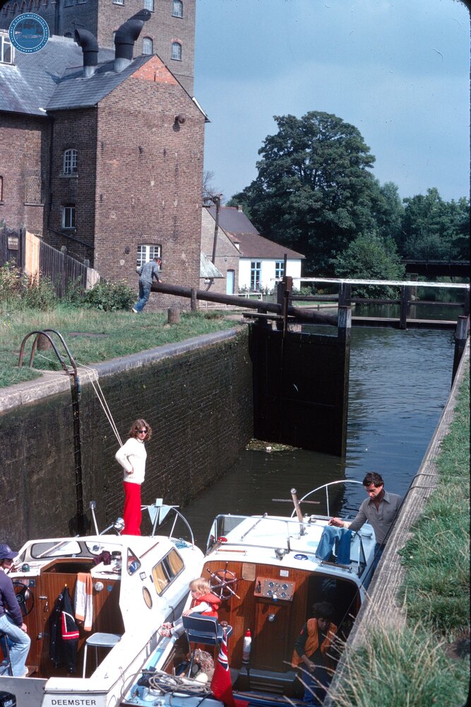 Wey nagigation, Coxes lock, Weybridge
