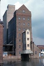 Wey navigation, Coxes Lock mill