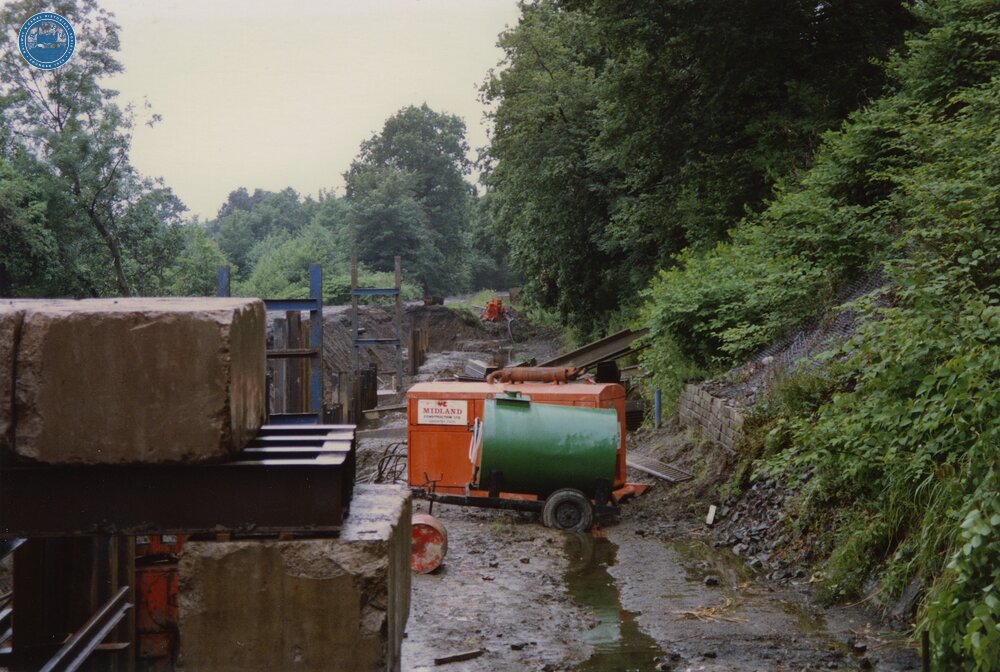 Resolven 1990