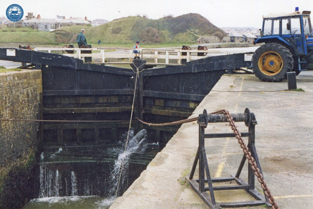 Sea Lock. March 1988