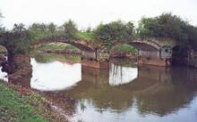 Tone Aqueduct. 9 April 2000