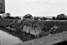 Glastonbury Canal. Ashcott. Abutments of the aqueduct. July 1999