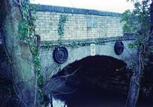 Stover Canal — Bridge at Teignbridge Crossing. 05 February 2001