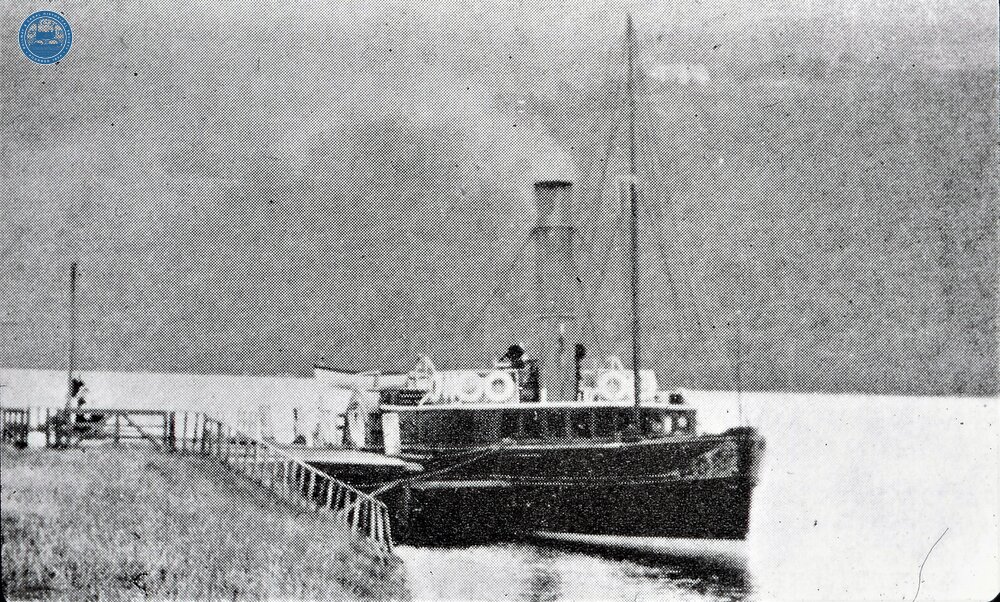 Paddle Steamer at pier