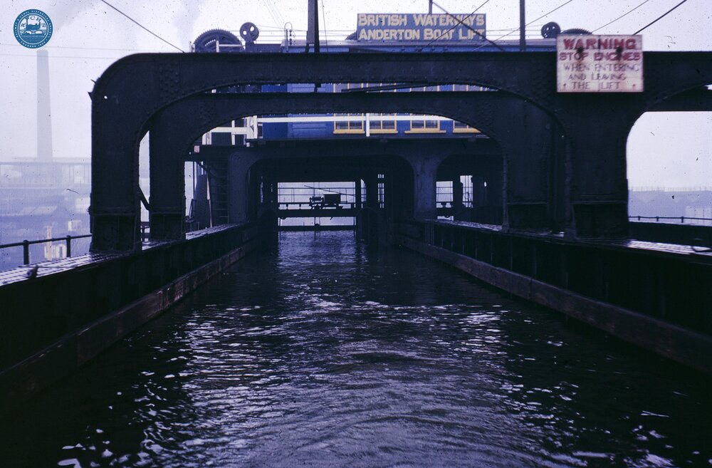 Approach aqueduct to Anderton Boat Lift, Trent & Mersey Canal, Apr 1963