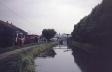 Ivy House lift bridge, Hanley, Caldon Canal, Jul 1971