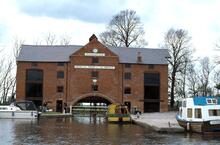Trent and Mersey Canal, Shardlow Warehouse,