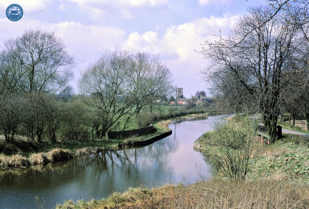 Ashby Canal. Shackerstone. Aqueduct north from Railway Station. 31 March 1967