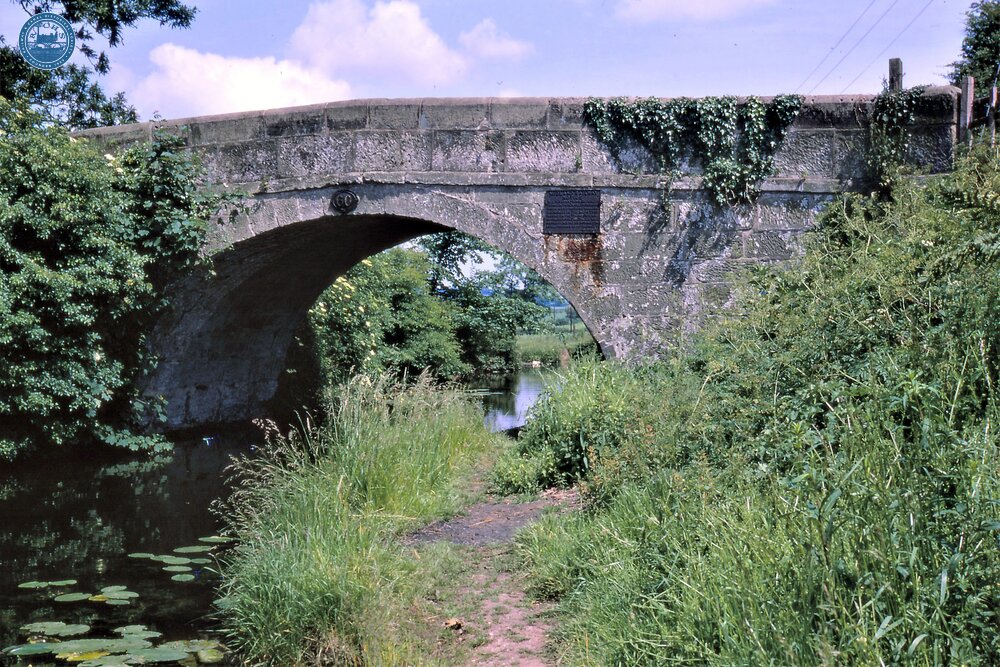 Ashby Canal. North of Snarestone Tunnel. Bridge 60 (Varnham's Bridge).. 28 June 1969