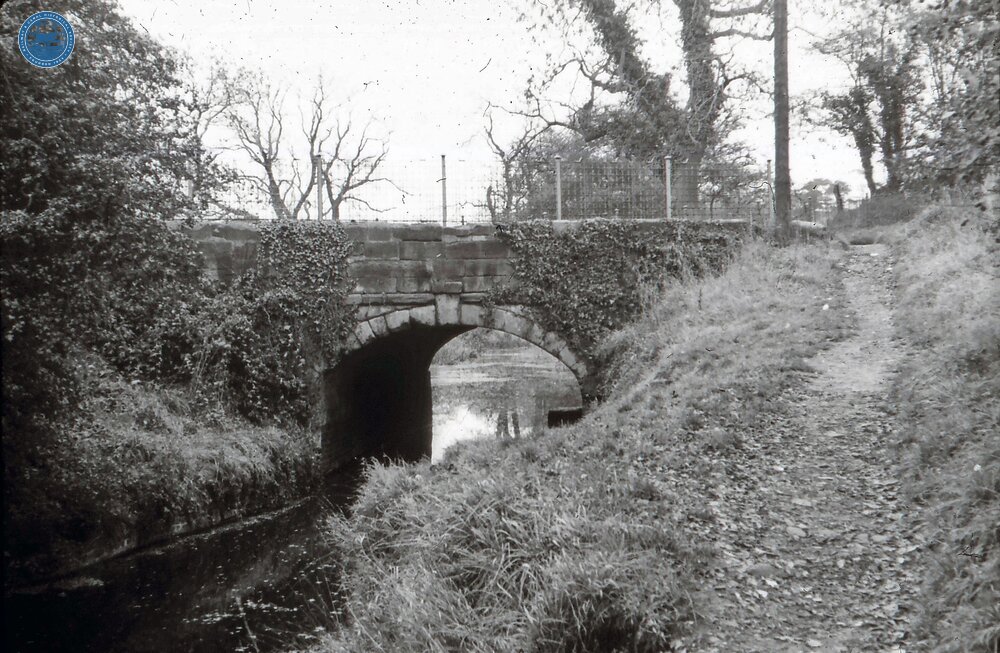 Coventry Road bridge, Griff Hollows Canal, looking east