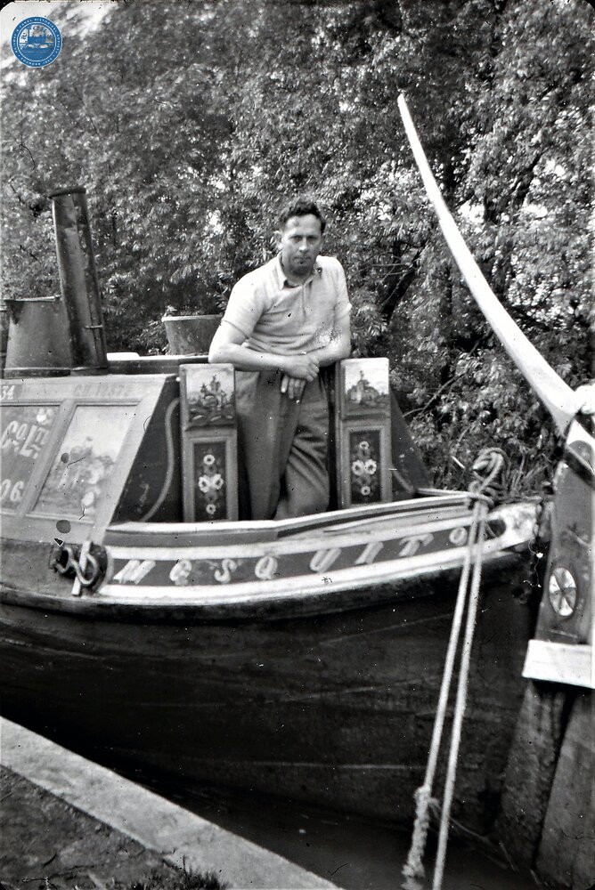 Coventry Canal: Phil Weaver on Mosquito at Sutton Stop.