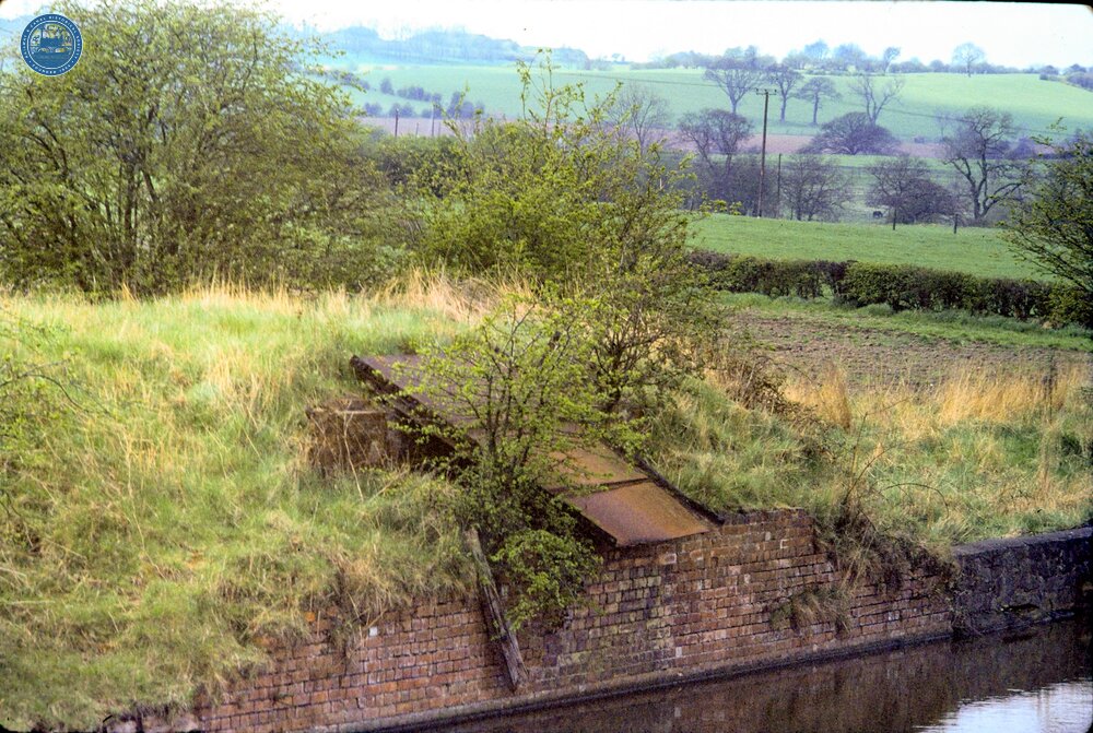 Coventry Canal. Hartshill. Coal Loading Chute. 1978