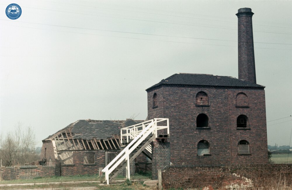 Coventry canal, Hawkesbury Junction Engine house