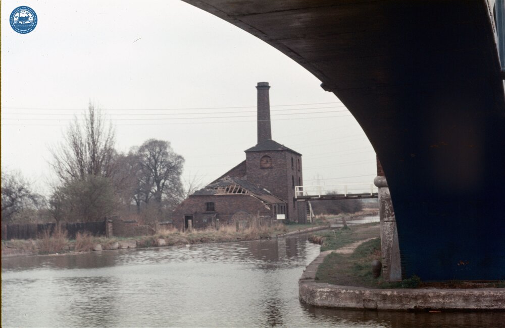 Coventry canal, Hawkesbury Junction engine house